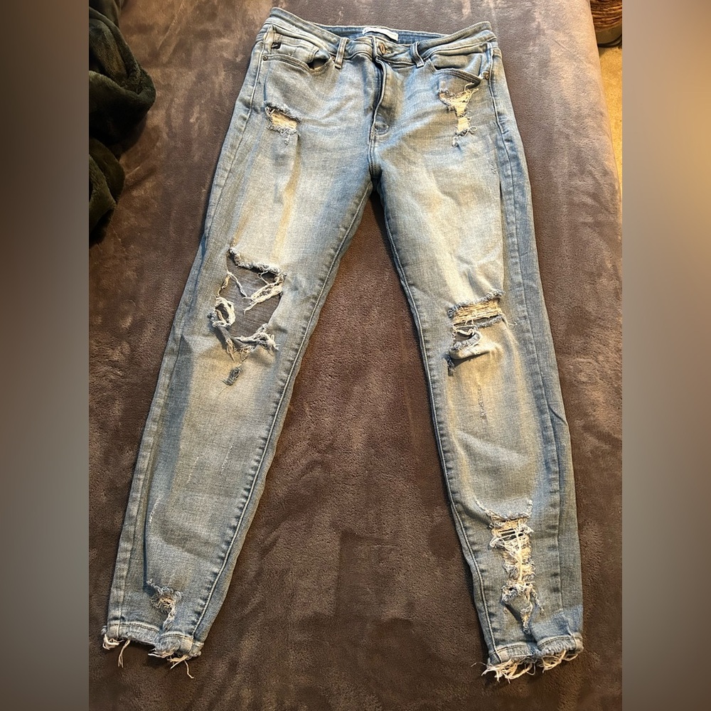 Distressed Light Blue Jeans